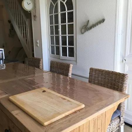 Bienvenue A La Casa De Crespel